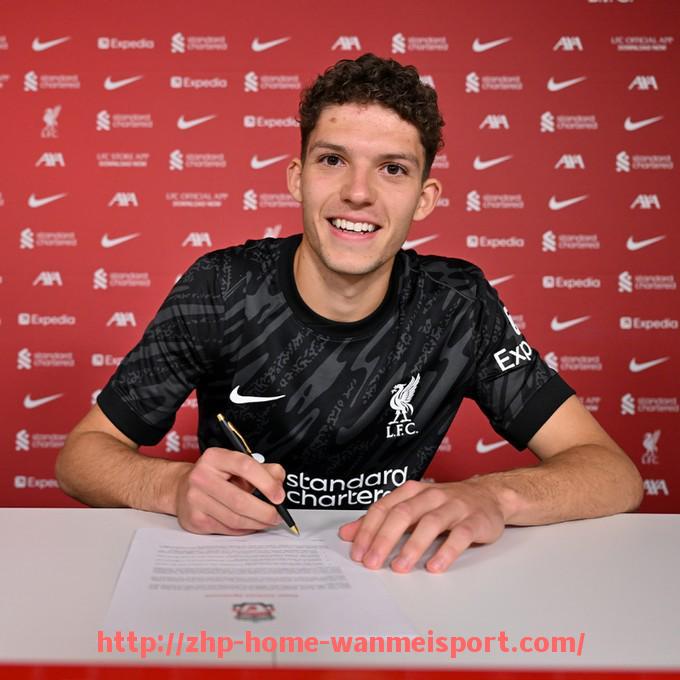 完美体育官方网站-英超球员假球丑闻事件盘点与处罚通报