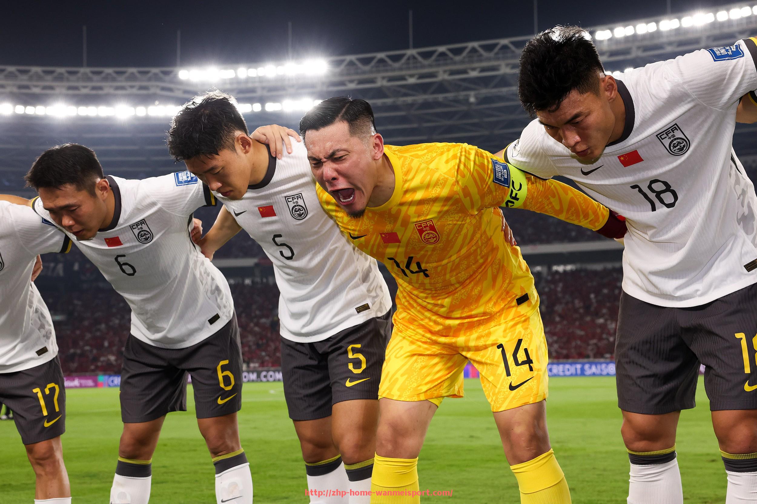 完美体育官方网站-法甲最佳防守球员推荐及赛季表现分析